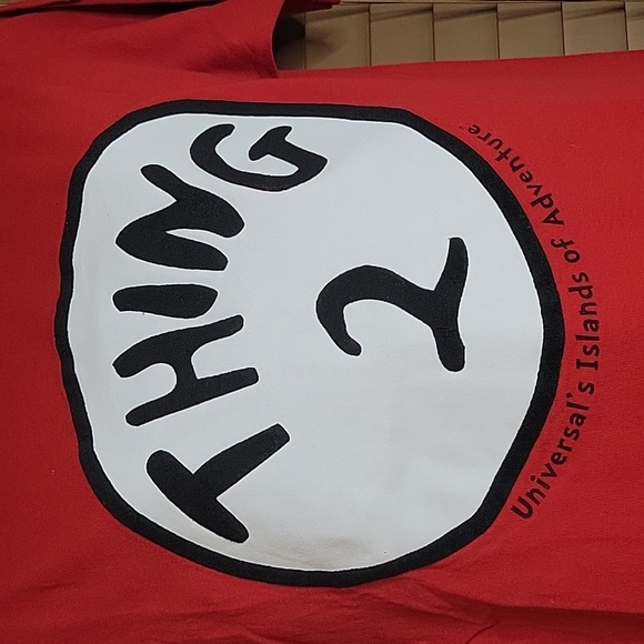 Universal Studios Island of Adventure "Thing 2" Graphic Tshirt. Adult Sz S - Picture 5 of 7